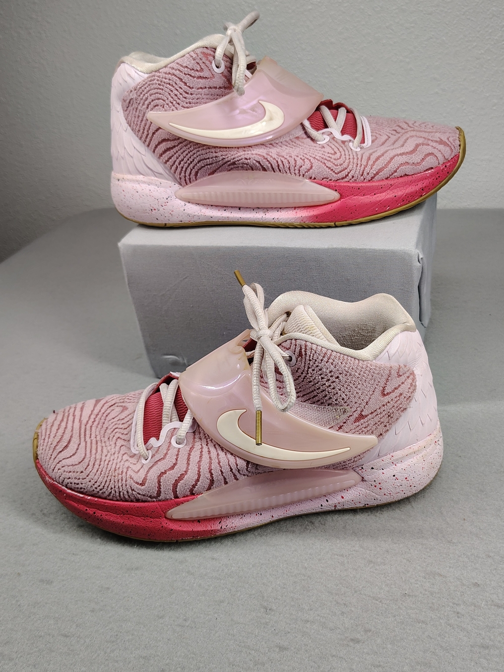 Nike KD14 "Aunt Pearl" AirZoom Basketball Shoes Size 8.5